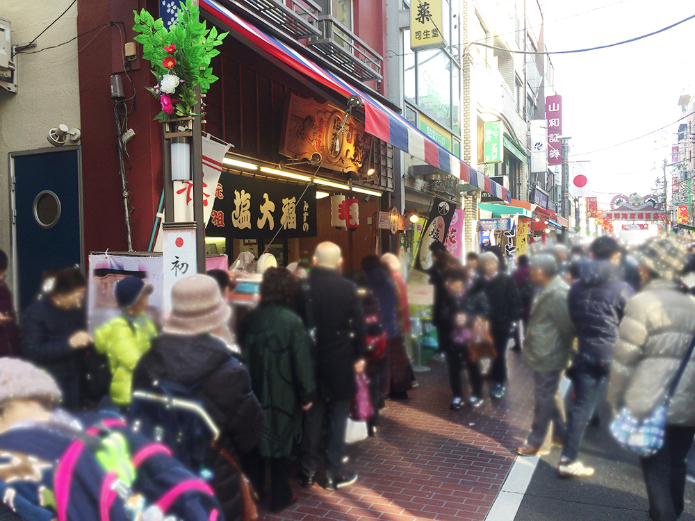 PM13:00 弊店にも、沢山のお客様がいらしてくれております!どうもありがとうございます!